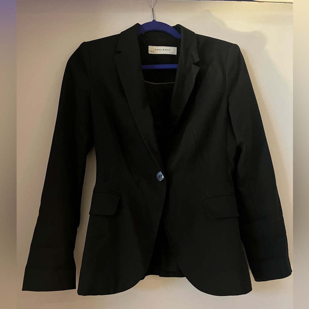 Zara Classic Black Blazer